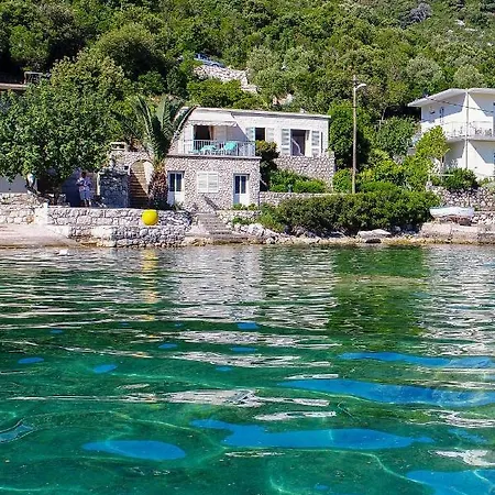 בית נופש Seaside Holiday House Okuklje, Mljet - 4943 Maranovići
